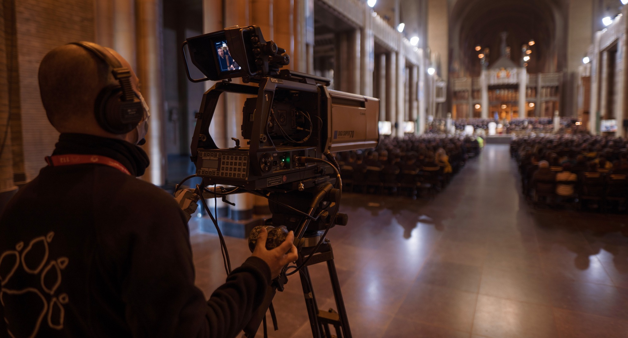 close camera kerk
